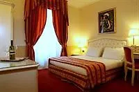 Hotel Capitolium - Town House Suite 2*, Rome Italy